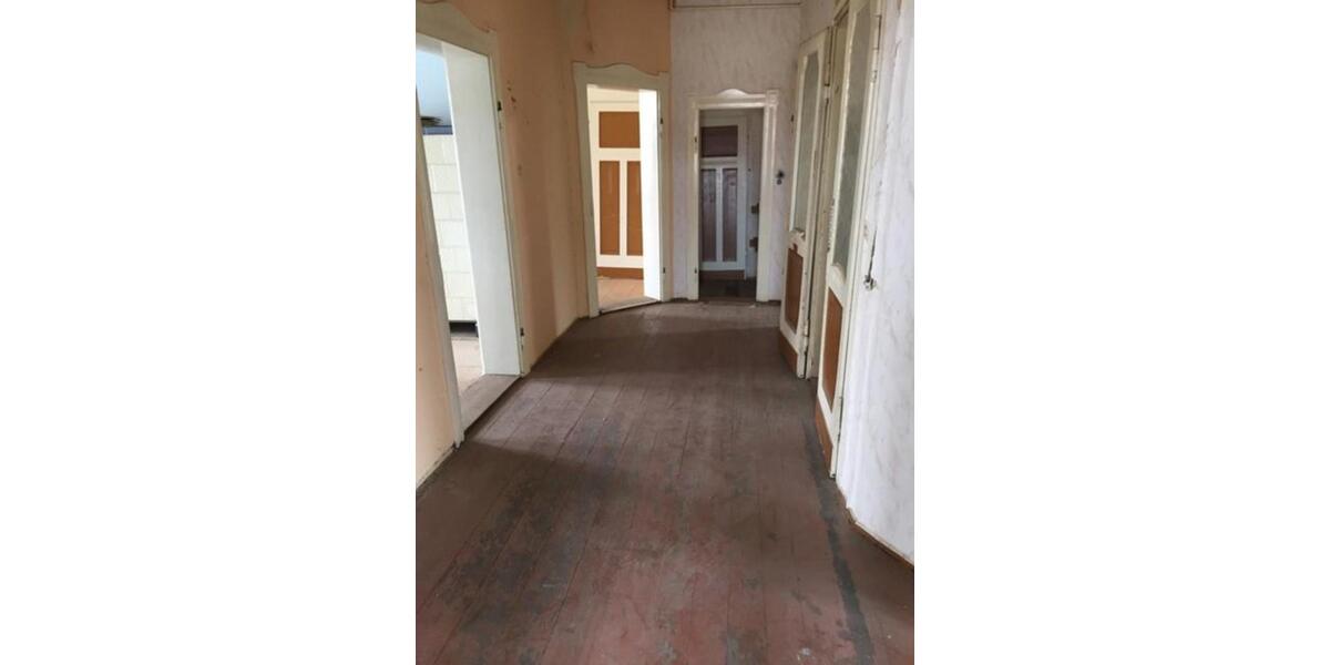 Etagenwohnung Zittau - 18 Zimmer, 500 m&sup2;, 20.000&euro; | Angebot:25429038