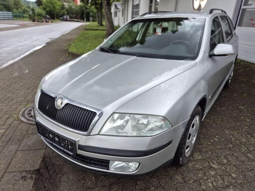 Skoda Octavia 300.000 km 2.300 € Kippenheim 77971