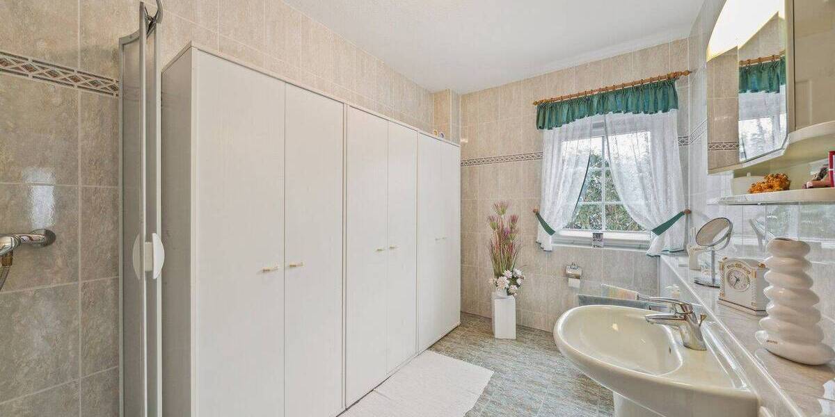Einfamilienhaus Schwielochsee Goyatz - 7 Zimmer, 274 m&sup2;, 575.000&euro; | Angebot:25784270