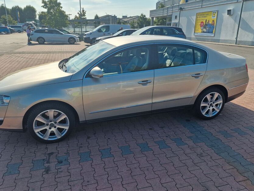 VW Passat 130.000 km 7.999 € Nürnberg 90439