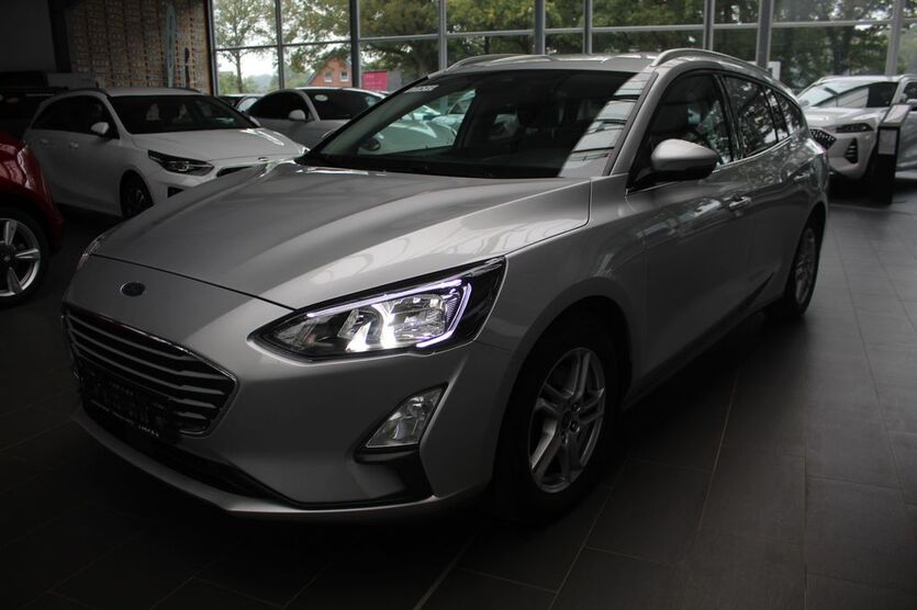 Ford Focus 69.100 km 16.590 € Andervenne 49832