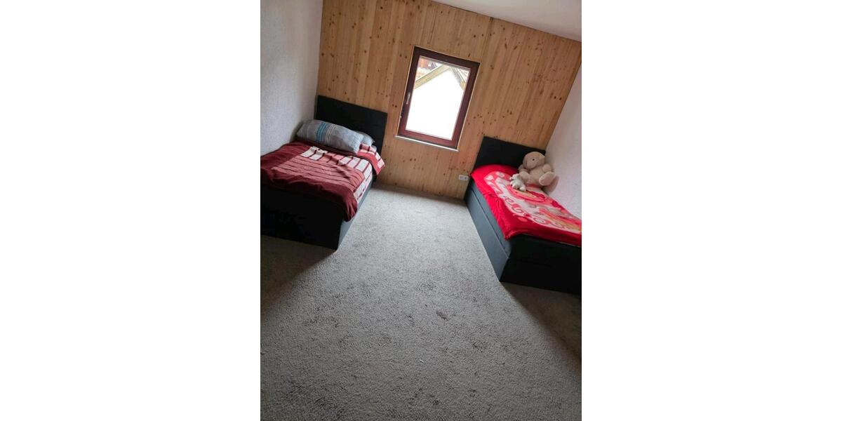 Mehrfamilienhaus, Wohnhaus Gernsbach - 14 Zimmer, 328 m&sup2;, 370.000&euro; | Angebot:26196900