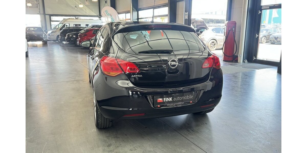 Opel Astra Design Edition 1.6 2.Hand Klimaanlage 119.980 km 6.220 &euro; Lich 35423