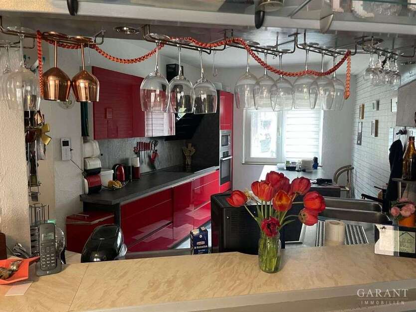 Haus zum Kaufen in Mönchberg 240.000 € 200 m²