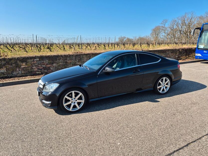 Mercedes-Benz C 220 211.000 km 7.500 € Roxheim 55595