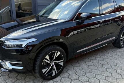 Volvo XC90 15.327 km 58.910 € Hamburg 21029