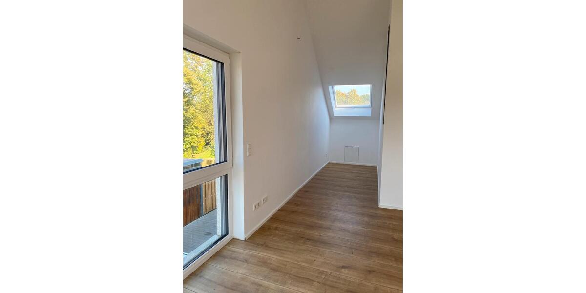 Einfamilienhaus Lemgo - 6 Zimmer, 155 m&sup2;, 1.655&euro; | Angebot:26322813