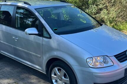VW Touran 176.950 km 5.950 &euro; Saterland 26683