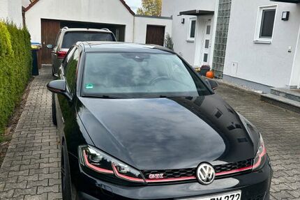 VW Golf 158.000 km 17.600 € Aichach 86551