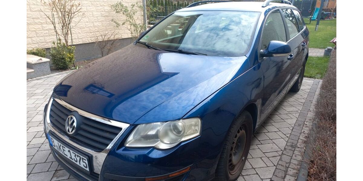 VW Passat 186.500 km 2.200 &euro; Berlin 12683