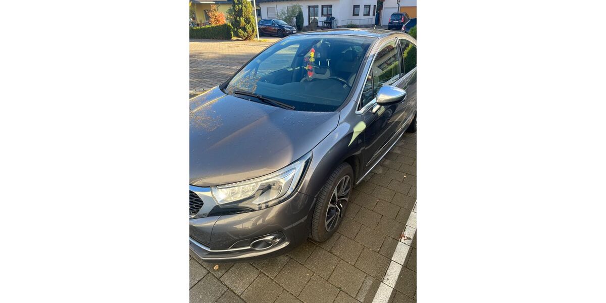 DS Automobiles DS4 157.000 km 11.800 &euro; Bad Buchau 88422