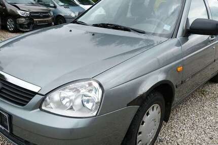 Lada Priora 110.380 km 599 &euro; Oberviechtach 92526