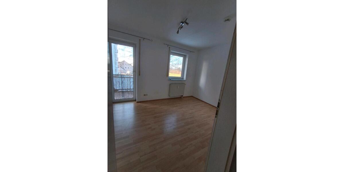 Etagenwohnung Schrobenhausen - 3 Zimmer, 74 m&sup2;, 295.000&euro; | Angebot:26120572