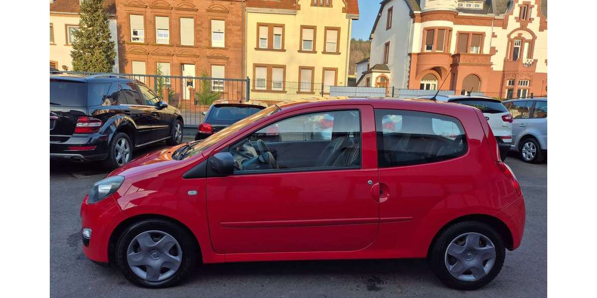Renault Twingo 110.000 km 3.999 &euro; Merzig 66663