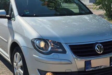 VW Touran 236.000 km 5.000 &euro; Detmold 32756