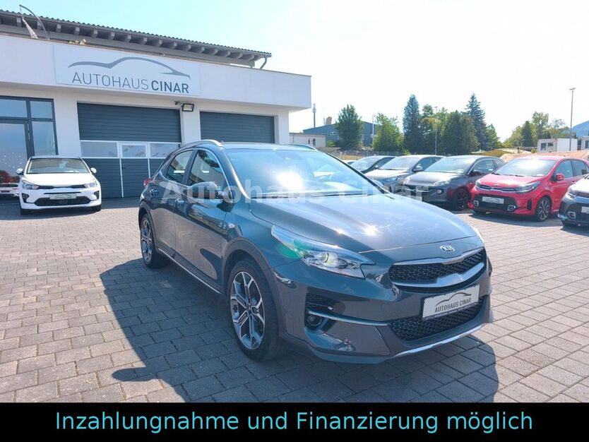 Kia XCeed 61.500 km 17.990 € Waldstetten 73550