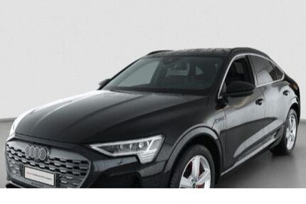 Audi Q8 e-tron 4.823 km 60.810 &euro; Detmold 32756