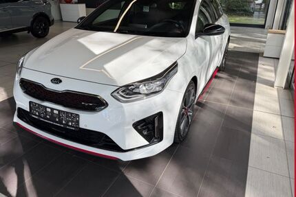 Kia pro ceed / ProCeed 116.224 km 17.890 &euro; Dresden 01067