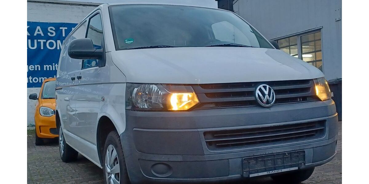 VW T5 Transporter 138.749 km 9.790 &euro; Duisburg 47269