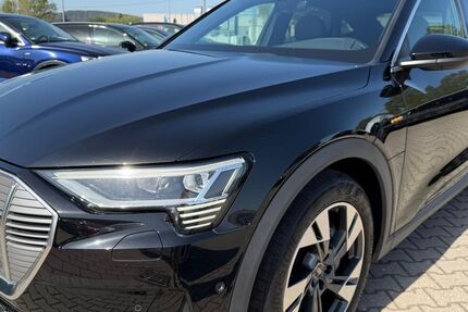 Audi e-tron 54.631 km 26.590 &euro; Nabburg 92507