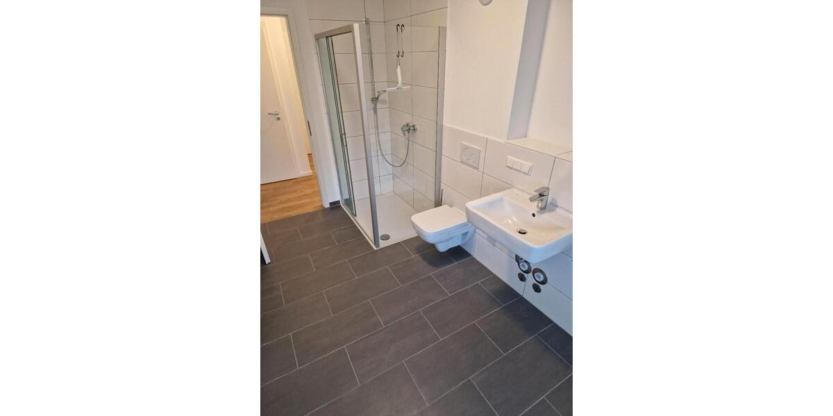 Etagenwohnung Freiburg im Breisgau Lehen - 2 Zimmer, 77 m&sup2;, 495.000&euro; | Angebot:26124324