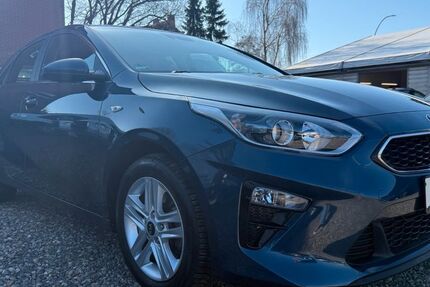 Kia ceed / Ceed 46.631 km 15.990 &euro; Hamburg 22179