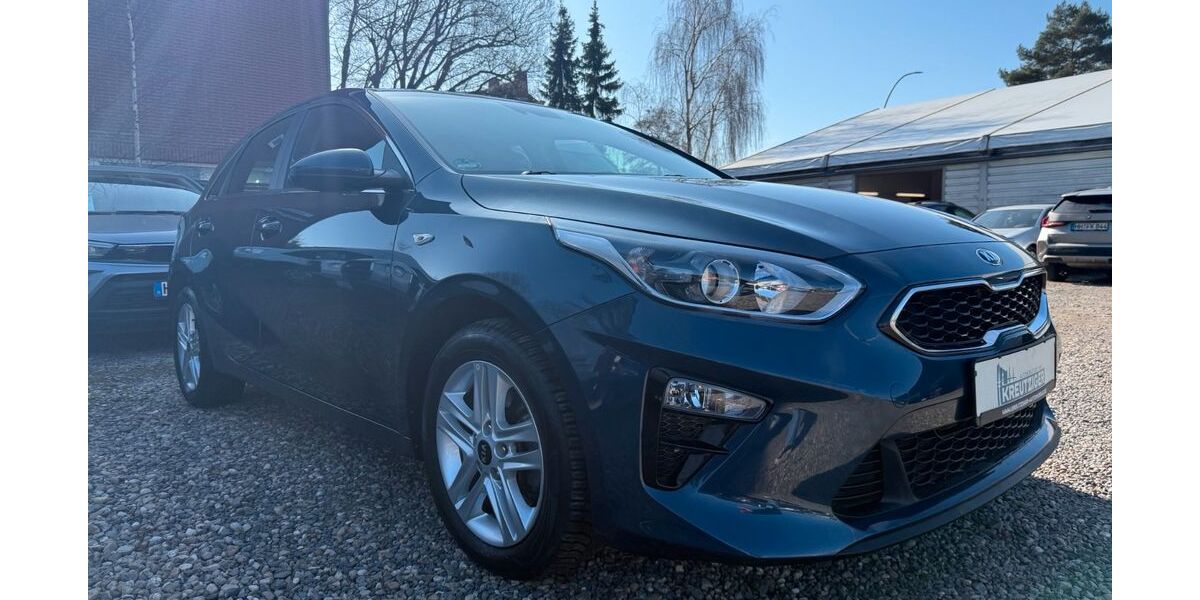 Kia ceed / Ceed 46.631 km 15.990 &euro; Hamburg 22179