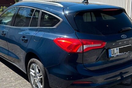 Ford Focus 146.700 km 9.900 &euro; Ulm 89081