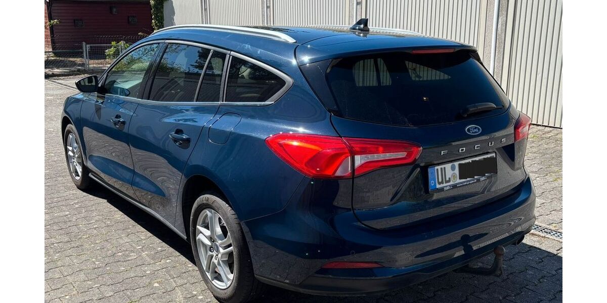 Ford Focus 146.700 km 9.900 &euro; Ulm 89081