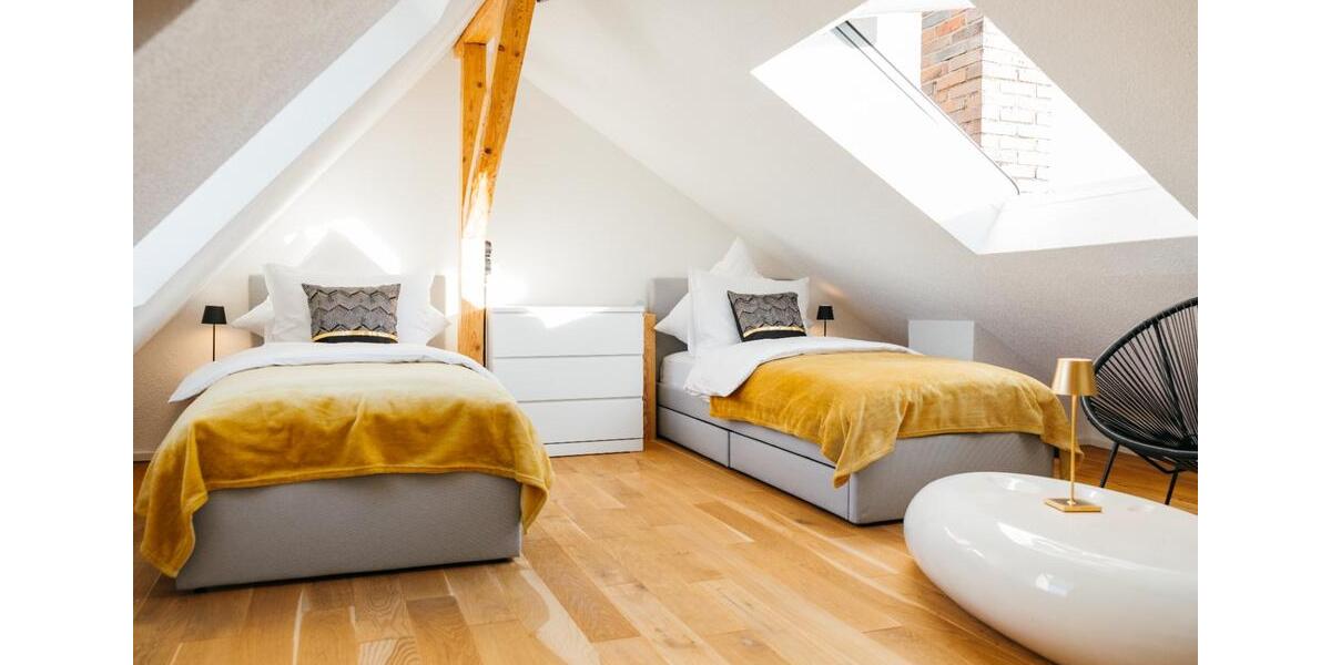 Möbliertes Penthouse mit Dachterrasse in der Altstadt 4 zimmer