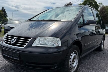 VW Sharan 223.000 km 2.499 &euro; Laubach 35321
