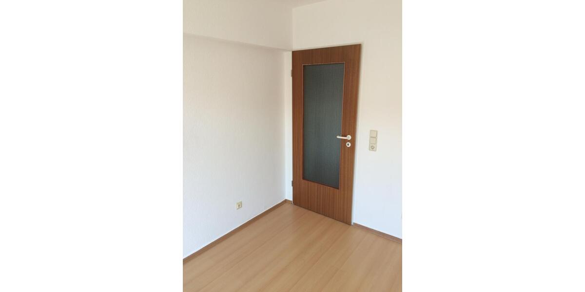 Etagenwohnung Gera Debschwitz - 2 Zimmer, 70 m&sup2;, 64.000&euro; | Angebot:25382268