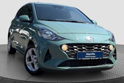 Hyundai i10 12.854 km 12.900 &euro; Berlin 12683