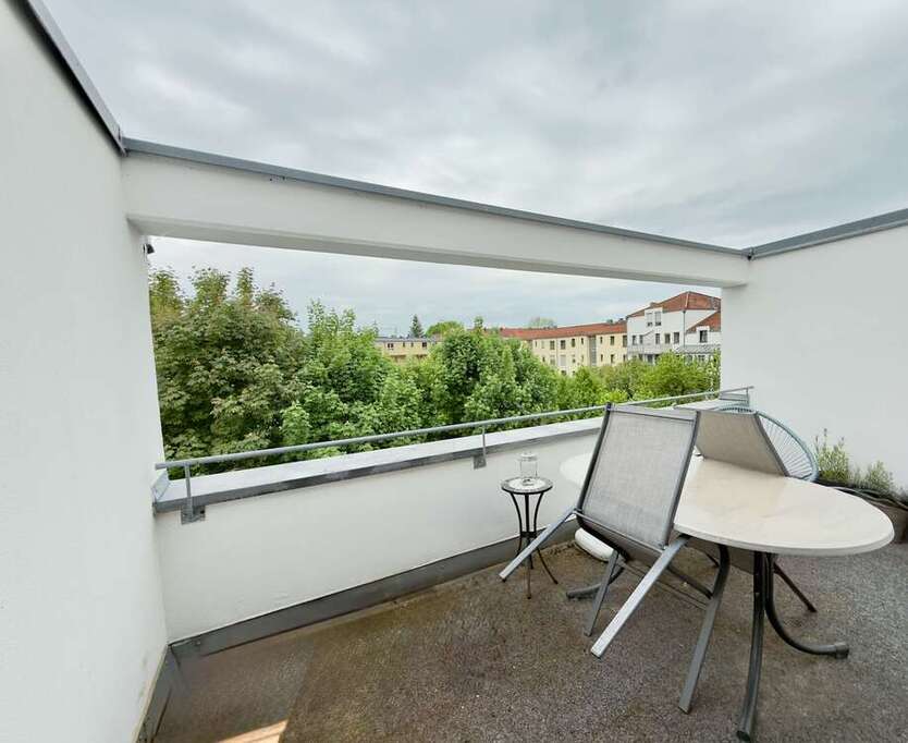 Wohnung zum Kaufen in Augsburg 440.000 € 82.7 m²
