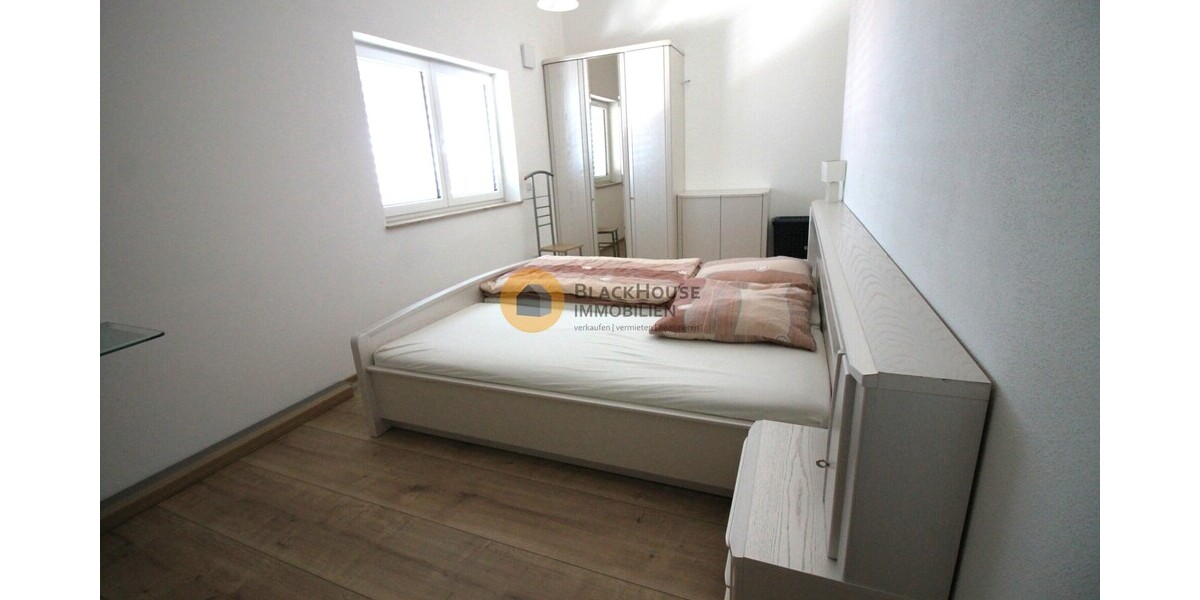 Rooftop-Penthouse mit 2 Garagen- und 2 Aussenstellplätzen - Einfamilienhaus Wettstetten | Angebot:26652679