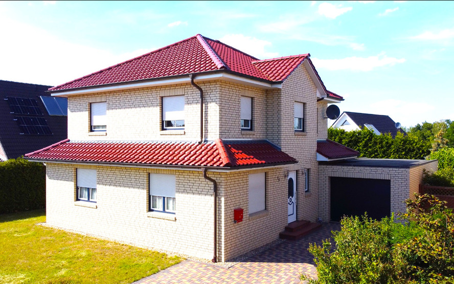Traumhafte Stadtvilla mit massiver Garage provisionsfrei zum Kauf zimmer