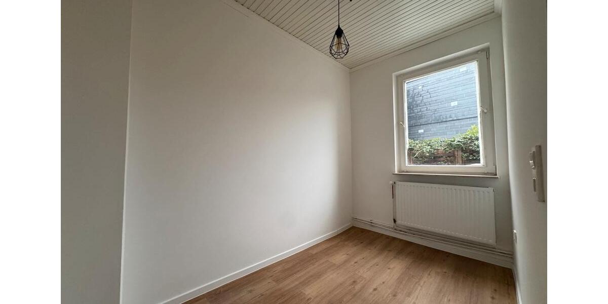 Erdgeschoßwohnung Lübeck Sankt Lorenz Nord - 3 Zimmer, 75 m&sup2;, 1.180&euro; | Angebot:25452957