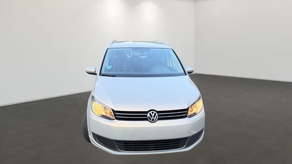 VW Touran 172.072 km 7.299 &euro; Donaueschingen 78166