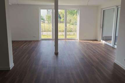 Wohnung zum Mieten in Döbeln 1.330 € 133.03 m² 4 zimmer