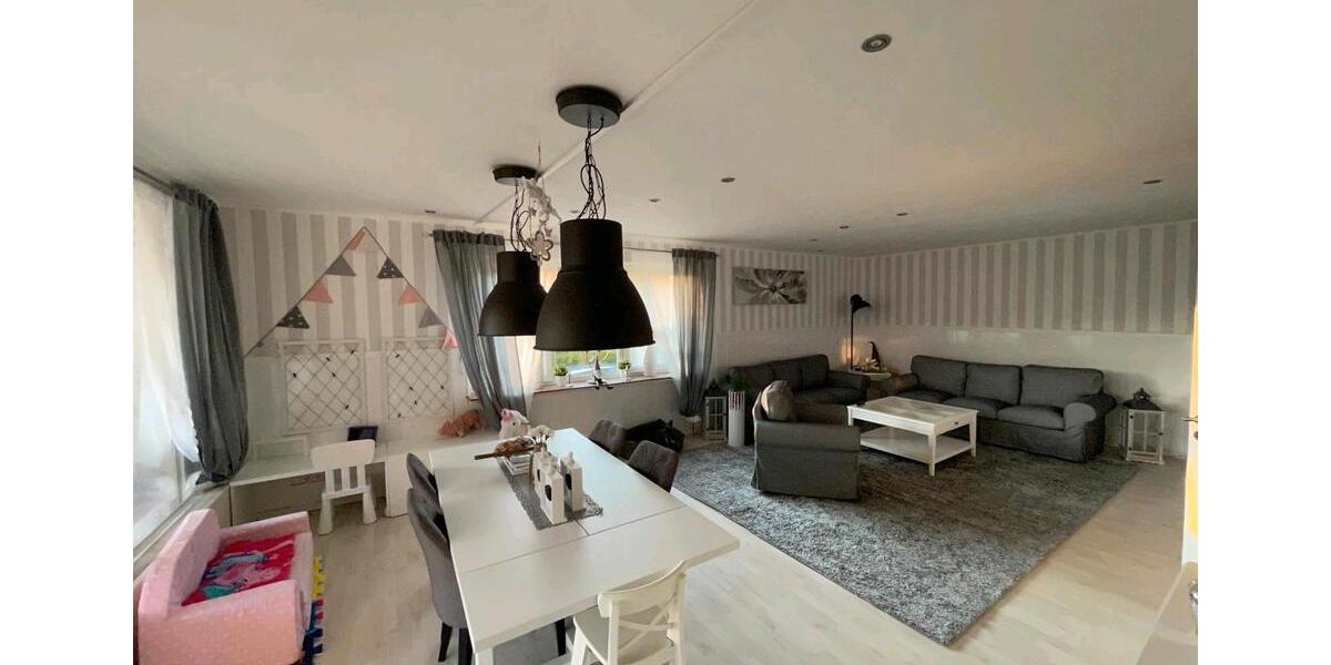 Einfamilienhaus Bad Wildungen - 8 Zimmer, 280 m&sup2;, 420.000&euro; | Angebot:26670876