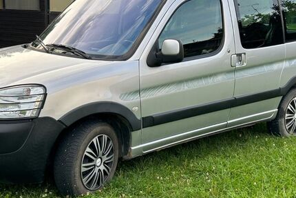Peugeot Partner 116.940 km 2.900 € Allmendingen 89604