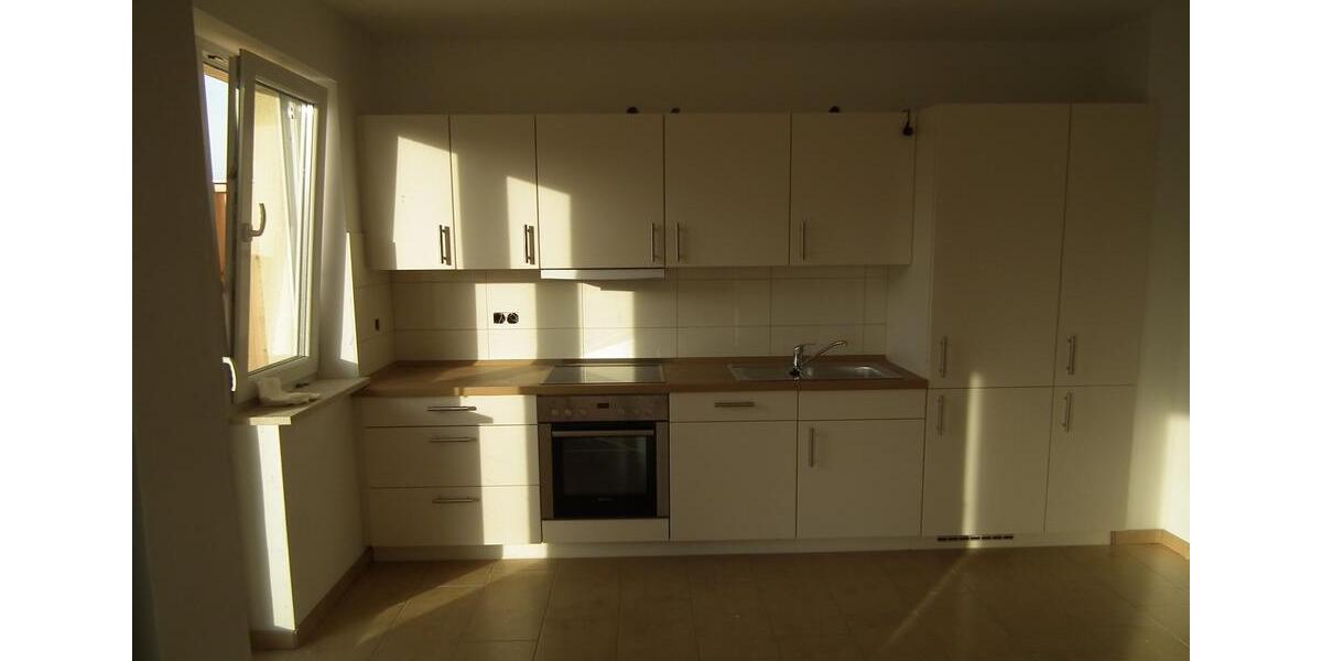 Schöne 4-Zimmer-Maisonettewohnung mit Kamin in Rostock-Lichtenhagen 4 zimmer