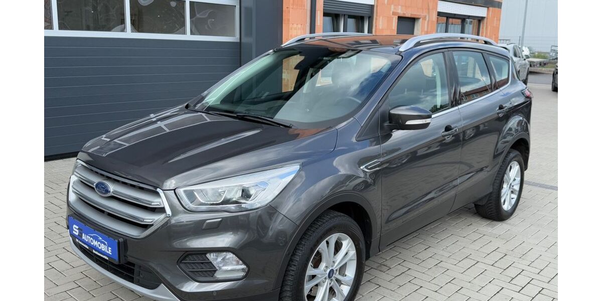 Ford Kuga 95.000 km 13.700 &euro; Breitenworbis 37339