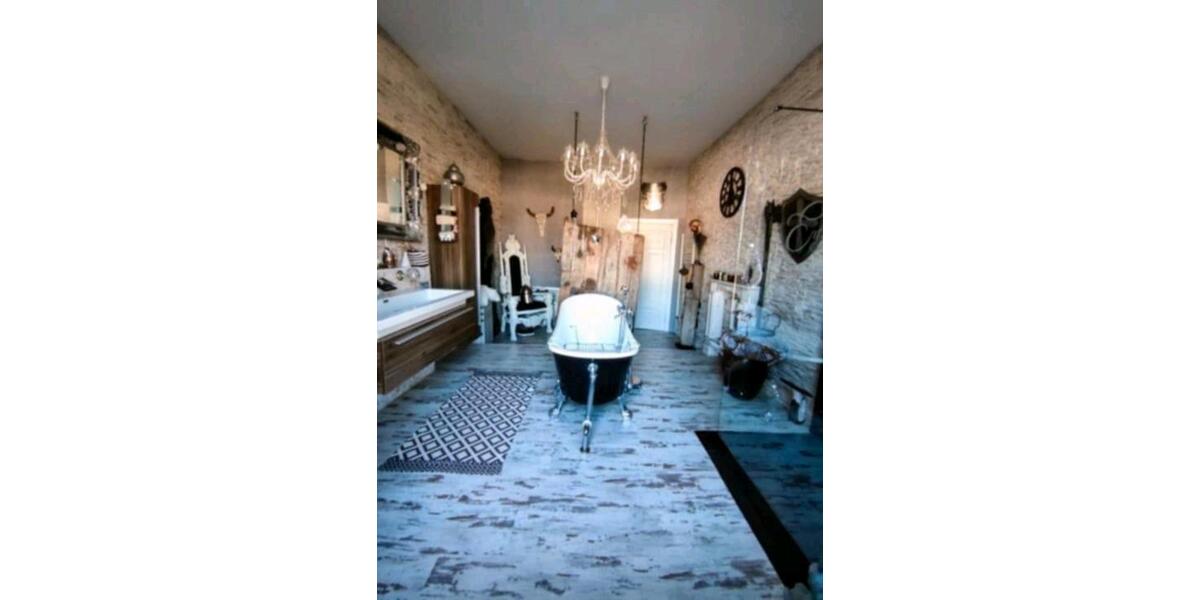 Etagenwohnung Wilhelmshaven - 2 Zimmer, 104 m&sup2;, 205.000&euro; | Angebot:24857331