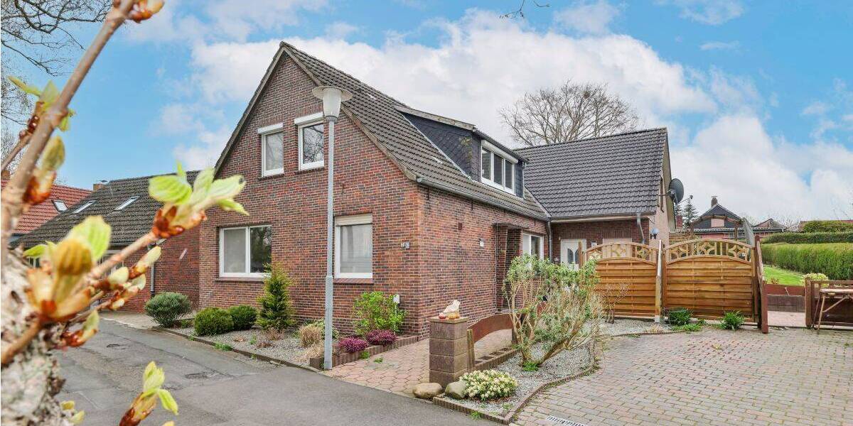 Einfamilienhaus Wilhelmshaven Fedderwarden - 8 Zimmer, 203 m&sup2;, 279.000&euro; | Angebot:26851798