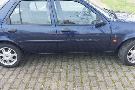 Ford Fiesta 59.000 km 1.600 &euro; Köln 51105