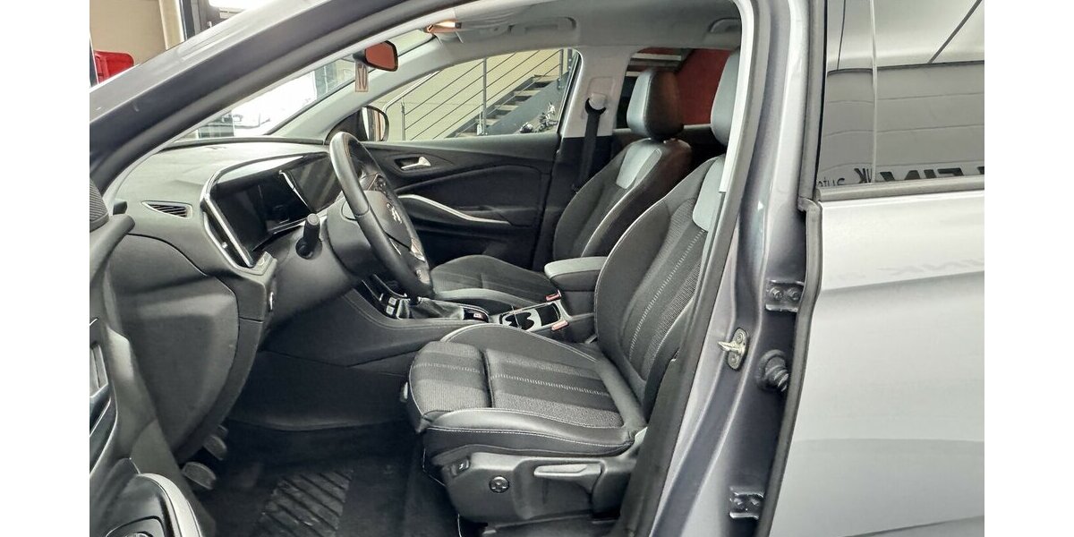 Opel Grandland 1.2 Turbo GS Line CarPlay Cam 7.412 km 19.220 &euro; Lich 35423