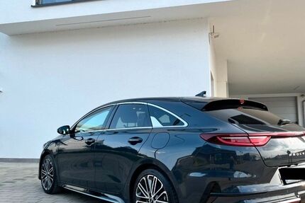 Kia pro ceed / ProCeed 60.000 km 21.750 &euro; Winnenden 71364