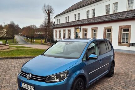 VW Touran 203.000 km 8.990 &euro; STEINHEUTERODE 37318