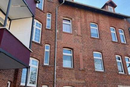 Einfache 3-Zimmer-DG-Wohnung ... solide vermietet .... Brühlervorstadt !! 3 zimmer